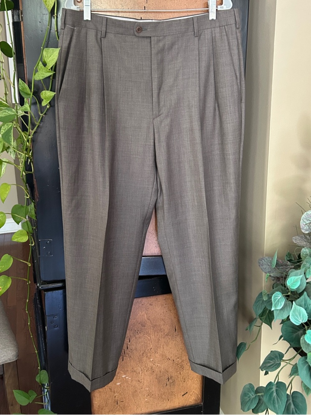NEW Zanella Bennett Taupe 36 X 28